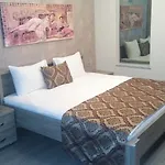 Hotel Rey Manes