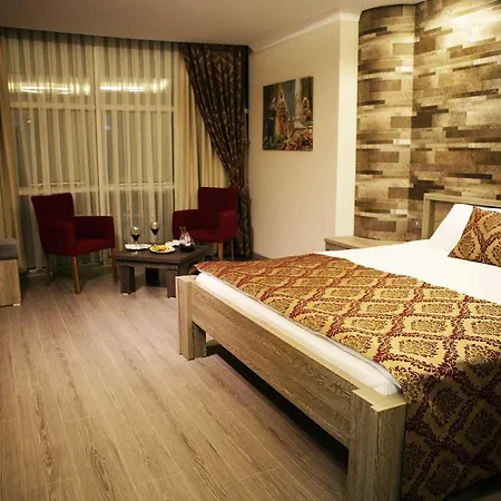 Rey Manes Отель Salihli